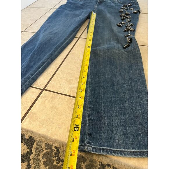 Chicos So Slimming Girlfriend Slim Leg Ankle Jeans Sequin Accents 10R / 1.5R - Picture 6 of 7